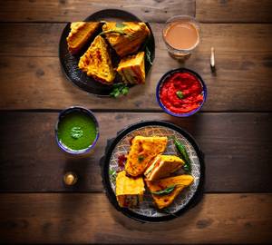 Bread Pakoda 2 Peace with chatni 
