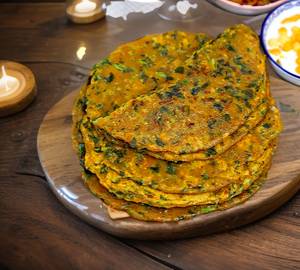4 Methi Paratha With Curd