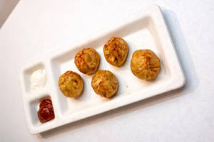 Veg Fried Momos