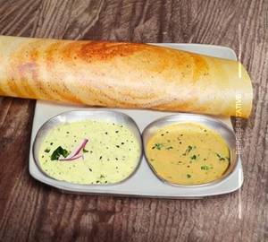 Butter onion dosa
