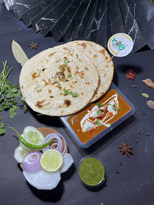 Handi Paneer With 2 Tandoori Roti & Boondi Raita