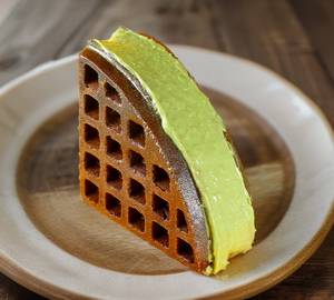 Royal Kunafa Waffle