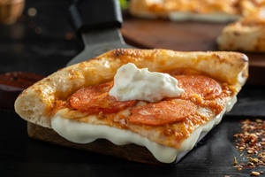 Sourdough CheeseBlast Pepperoni(pork) Pizza with Burrata