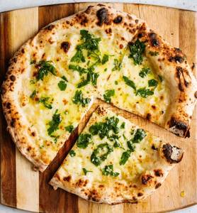 Garlic & Cheese Pizza