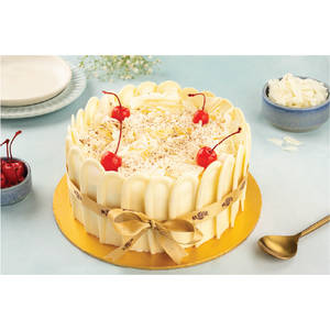German White Forest Cake Eggless