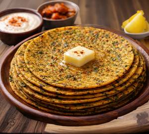 4 Butter Thepla+ Dahi + Achar