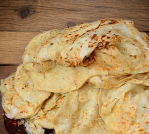 Petai Paratha 150 Gm, Ghugni with 1 Pcs Alu Dum.