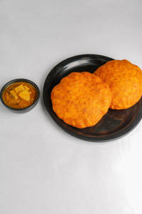 Bedmi Poori With Chole