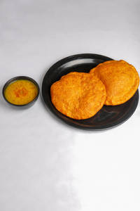 Bedmi Poori With Aloo Sabzi