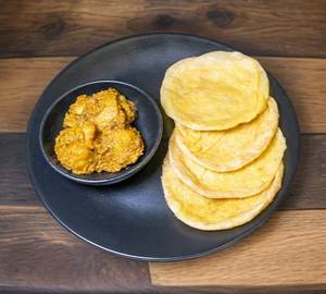 Dalpuri with aloo dum