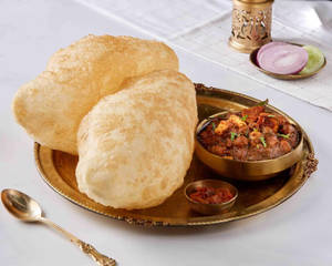 Chole Bhature [4 Pc]