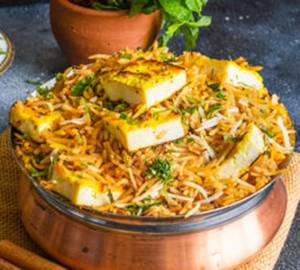 Jain Paneer Biryani + Raita