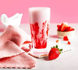 Strawberry Milkshake [300 Ml]