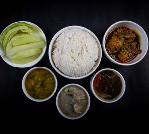 Manipuri Chicken Combo