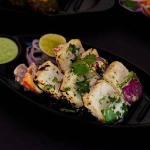 Afghani Malai Paneer Tikka