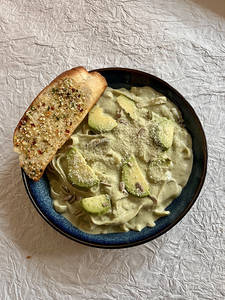 Creamy Avocado Fettucine