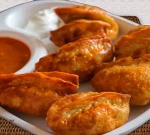 Paneer Fried Momo (6 Pcs)