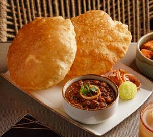 Choley bhature