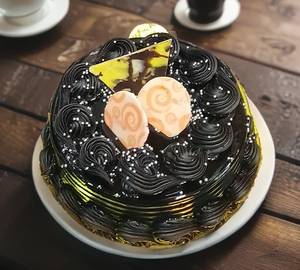 Eggless Truffle Cake