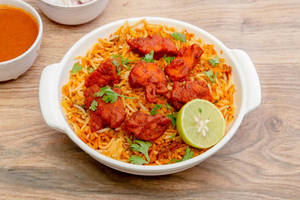 Chicken Biryani (3pc Chicken, 1egg With Raita)