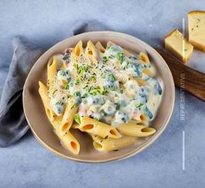 Chicken Penne Creamy Cheese Sauce