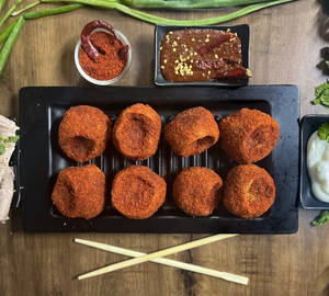 Fiery Golden Crispy Mutton Momos