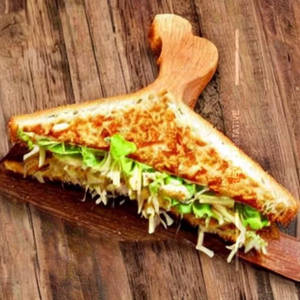 Chicken Cheese Garlic Sandwich