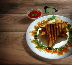 Veg Paneer Cheese Grilled Sandwich