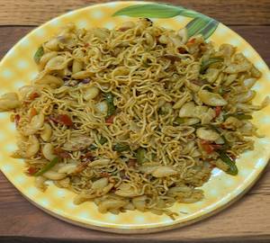 Veg macaroni pasta with maggi