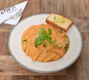 Pasta Alla Rosa