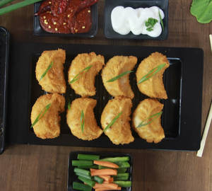 Soy Golden Crispy Momos