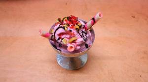 Strawberry Ice Cream (single Scoop)