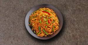 Veg Hakka Noodles