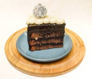 Chocolate Pastry [1 Slice]