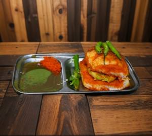 Masala vada pav