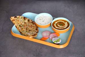 Onion Kulcha Dal & Raita