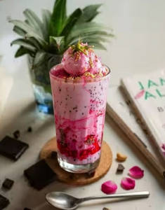 Irani Faluda (strawberry)