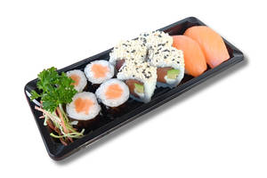 Salmon Paradise Box (10 Pcs)