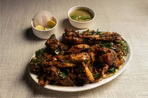 Madhurai Pichi Potta Kozhi [ Shredded Chicken]