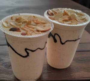 Dry fruit shake