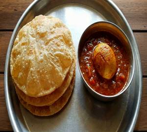 3 Rooti With Egg Curry (1Egg)