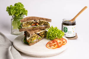 Protein Max Chicken Pesto Fusion Sandwich
