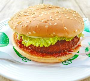 Crispy Veg Aloo Tikki Burger