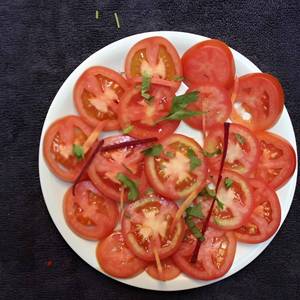 Tomato salad