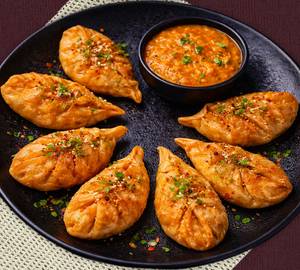 Paneer fried momos