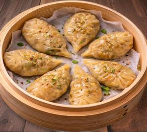 Paneer steamed momos