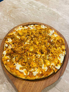 Tandoori Paneer Pizza