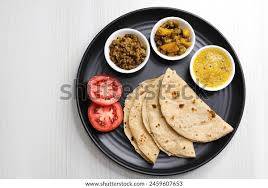 3 sada roti with sabji pickles and salad [1 person]