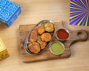 Mix Tuk (aloo + Kachaloo)