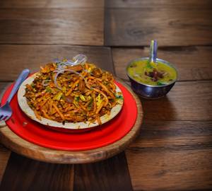 Fried veg atho sejo